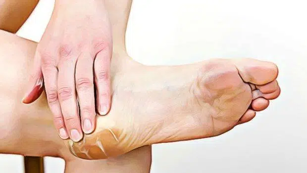 Dead skin hotsell bottom of feet